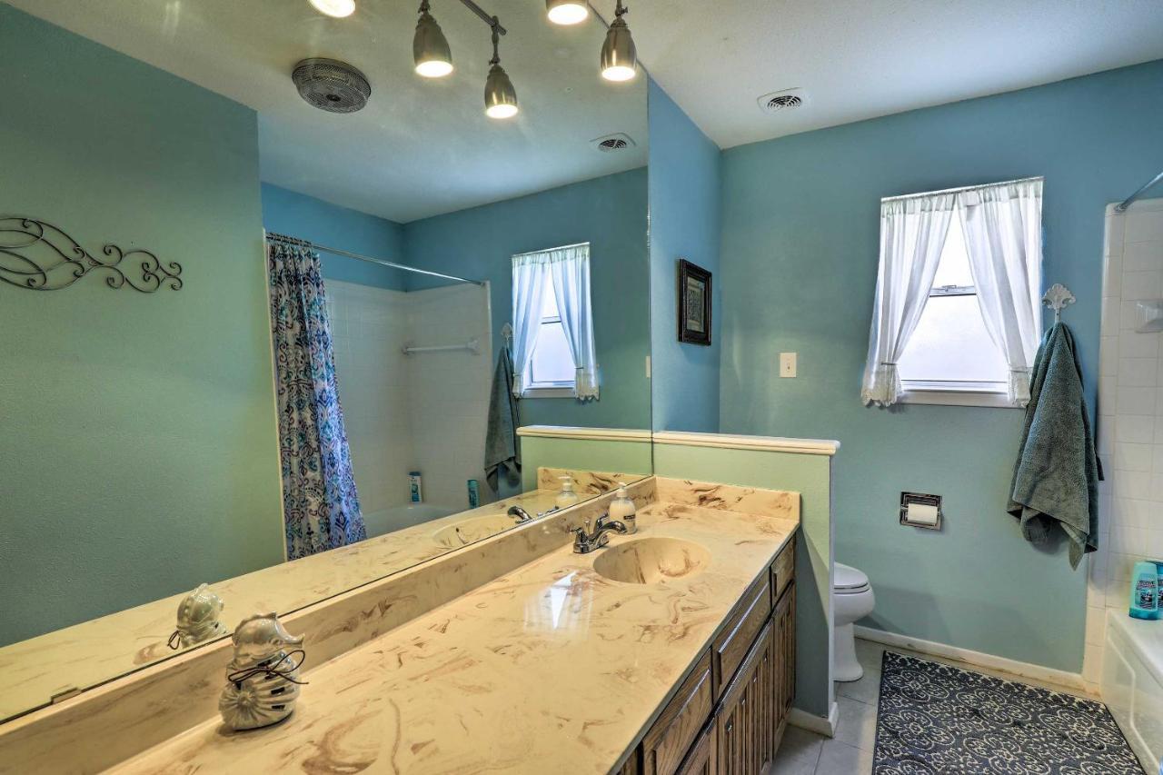 Granbury Getaway With Lake Views 2 Mi To Downtown! エクステリア 写真